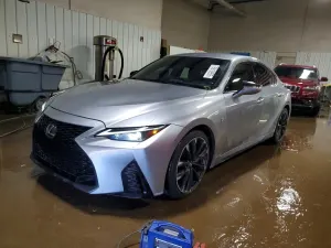 Lexus IS 3.5L 6 2021