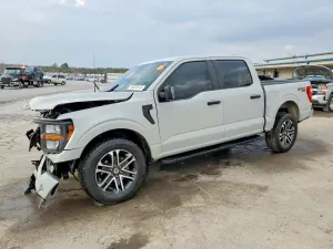 Ford F-150 5.0L 8 2023