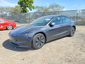 Tesla Model 3 2025