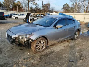 Mazda 3 2.0L 4 2015