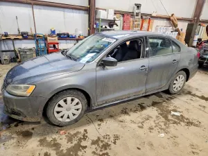 Volkswagen Jetta 2.0L 4 2013