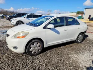 Toyota Yaris 1.5L 4 2011
