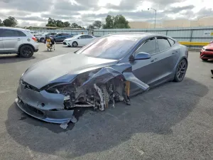 Tesla Model S 2023