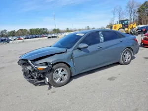 Hyundai Elantra 2.0L 4 2025