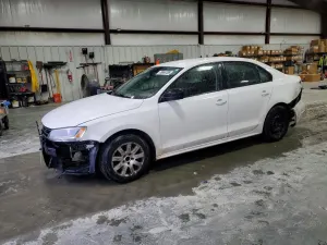 Volkswagen Jetta 1.4L 4 2016