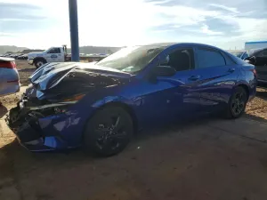 Hyundai Elantra 2.0L 4 2023