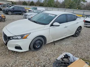 Nissan Altima 2.5L 4 2020