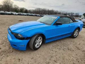 Ford Mustang 3.7L 6 2013