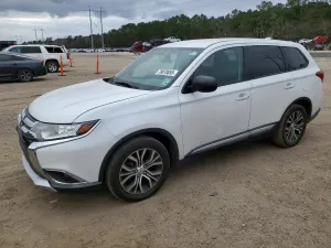 Mitsubishi Outlander 2.4L 4 2017