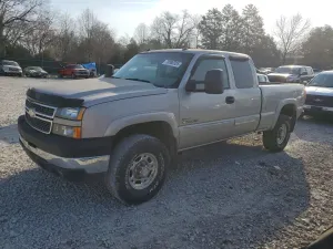Chevrolet Silverado 1500 6.6L 8 2005