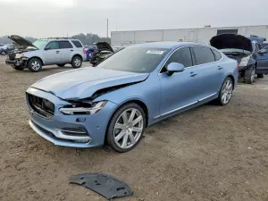 Volvo S90 2.0L 4 2018