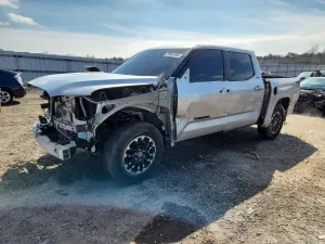 Toyota Tundra 3.4L 6 2025