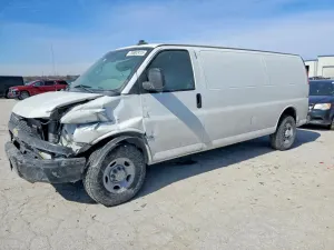 Chevrolet Express 4.3L 6 2021