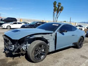 Ford Mustang 5.0L 8 2025