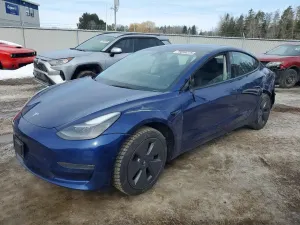 Tesla Model 3 2022