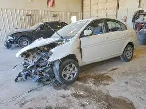 Hyundai Accent 1.6L 4 2010