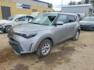 Kia Soul 2.0L 4 2025