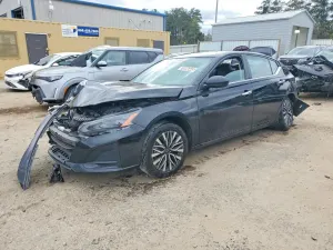 Nissan Altima 2.5L 4 2025