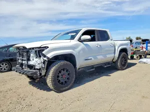 Toyota Tacoma 2.4L 4 2024