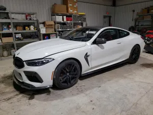 BMW M8 4.4L 8 2020