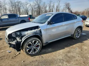 BMW X6 4.4L 8 2011