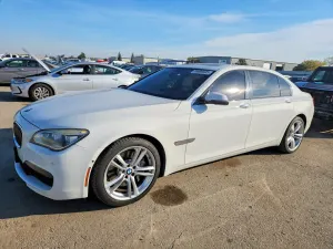 BMW 7 Series 4.4L 8 2015