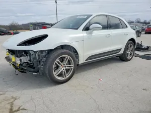 Porsche Macan 2.0L 4 2024