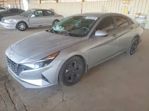 Hyundai Elantra 2.0L 4 2022