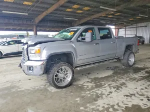 GMC Sierra 6.6L 8 2015