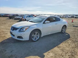 Nissan Altima 2.5L 4 2013