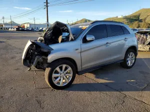 Mitsubishi Outlander 2.4L 4 2015