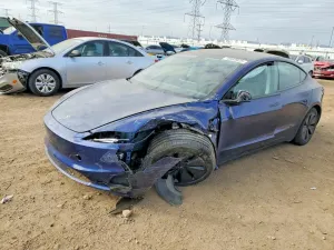 Tesla Model 3 2024