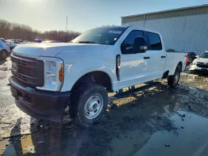 Ford F-250 6.8L 8 2024