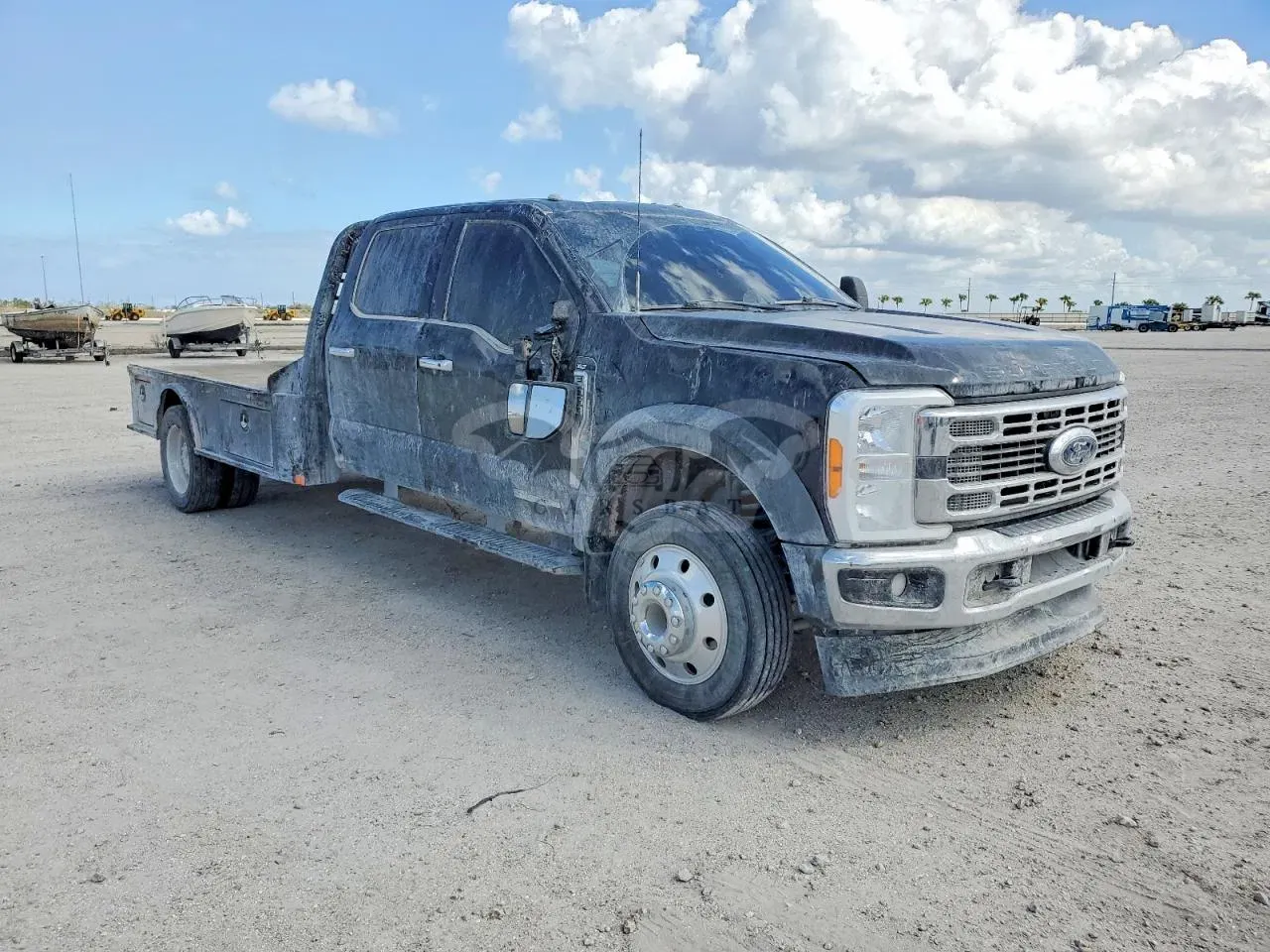 Ford F550 6.7L 8 2023
