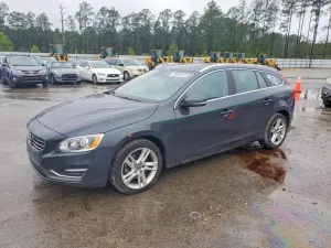 Volvo V60 2.0L 4 2015