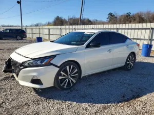 Nissan Altima 2.5L 4 2022