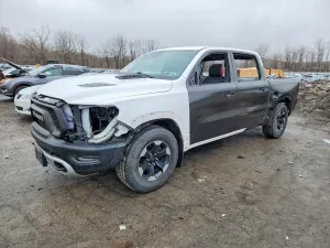 RAM 1500 5.7L 8 2019