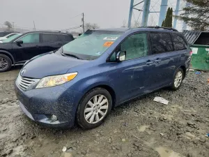 Toyota Sienna 3.5L 6 2013