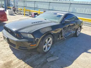 Ford Mustang 5.0L 8 2014