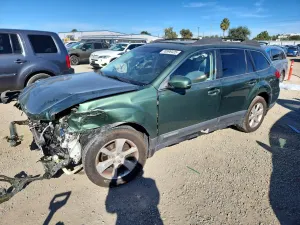 Subaru Outback 2.5L 4 2013