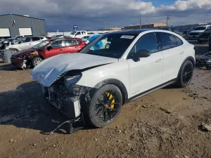 Porsche Cayenne 4.0L 8 2025