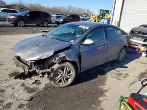 Hyundai Elantra 2.0L 4 2020