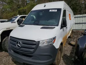 Mercedes-Benz Sprinter 2.0L 4 2025