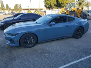 Ford Mustang 5.0L 8 2025