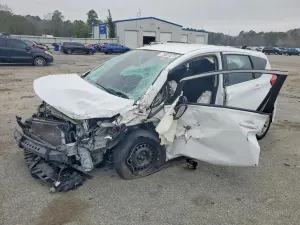 Nissan Versa 1.6L 4 2017