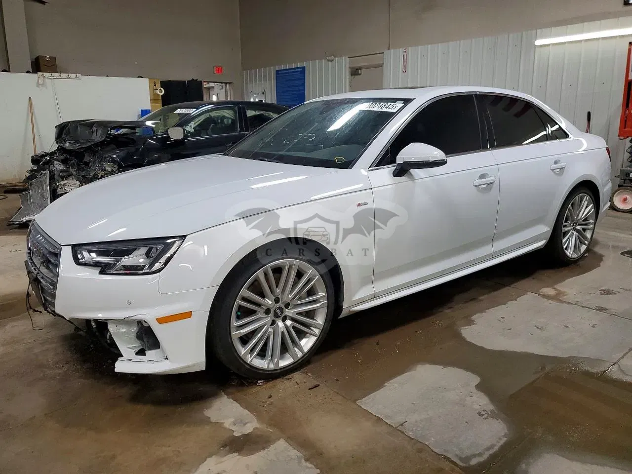 Audi A4 2.0L 4 2019