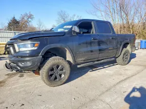 RAM 1500 5.7L 8 2021