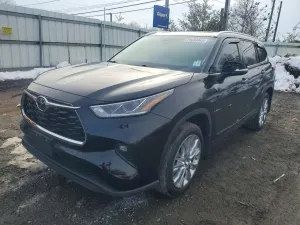 Toyota Highlander 2.4L 4 2023