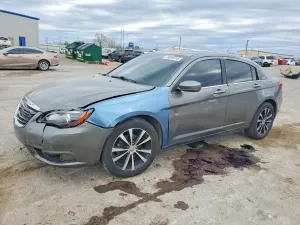 Chrysler 200 2.4L 4 2013