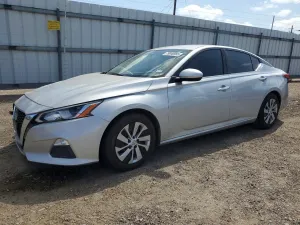 Nissan Altima 2.5L 4 2021